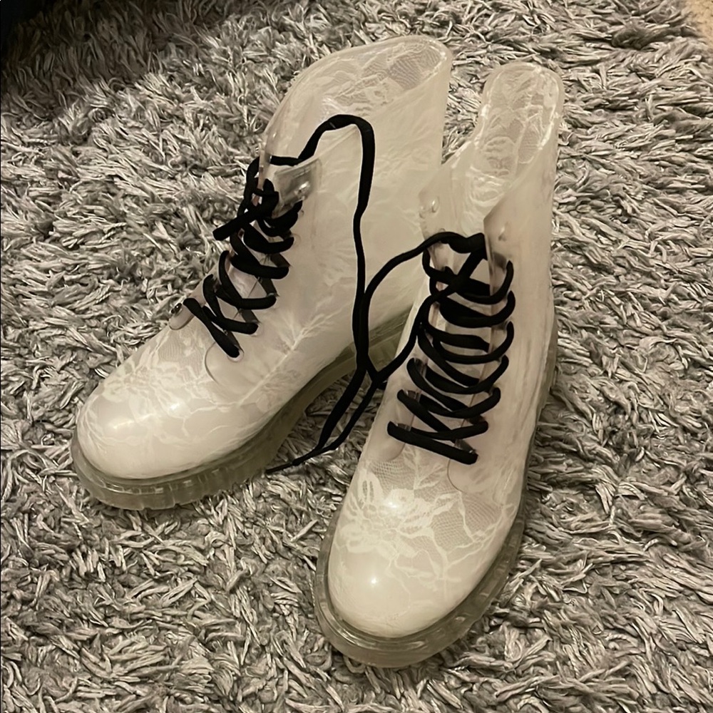 G-SIX WORKSHOP Ginny Clear Rubber Combat Boot with White Lace